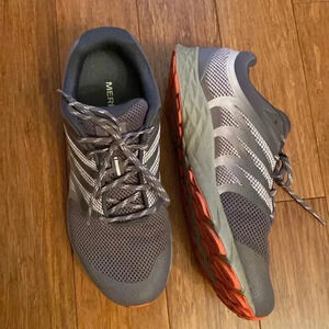 Merrell women’s sneakers - size 10 - J135290- gray/purple